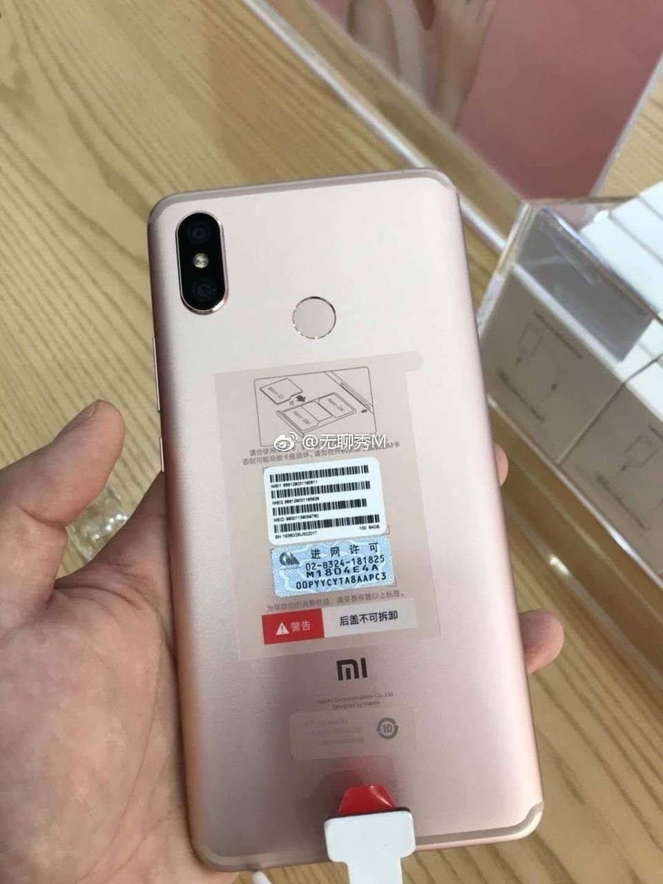Xiaomi Mi Max 3 lộ ảnh thực tế: camera kép, ra mắt vào 19/7 3