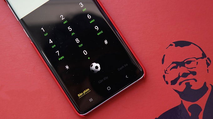 Giao diện gọi điện của S10 Plus đã được thay đổi