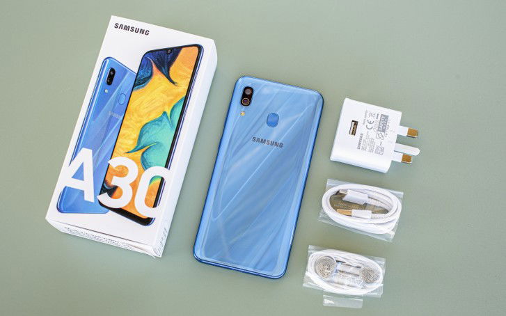 007Win nhà cái đã tối ưu viền bezels rất tốt ở cả 4 cạnh