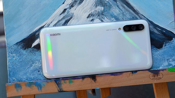 Cấu hình Mi CC9e ghi điểm cao hơn, tiết kiệm pin