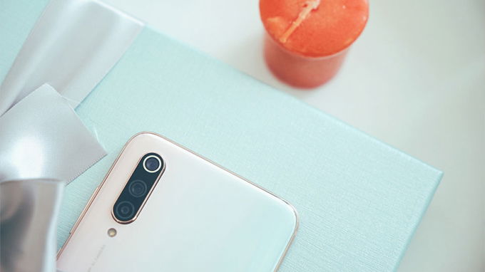 Camera Mi CC9 Meitu hỗ trợ nhiều tính năng chụp ảnh tốt nhất, với chế độ chụp chân dung ánh sáng yếu AI, các bộ lọc làm đẹp...
