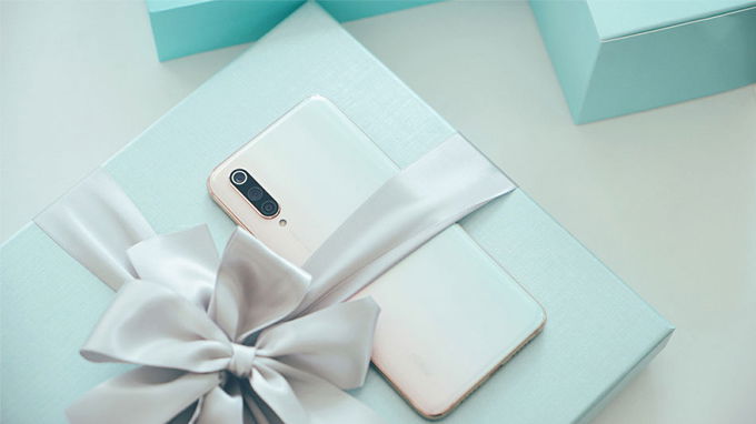 tren-tay-xiaomi-cc9-meitu-xtmobile