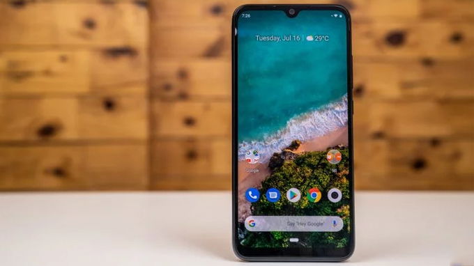  Màn hình Xiaomi Mi A3 được hạ thấp hơn với tấm nền AMOLED và độ phân giải HD+