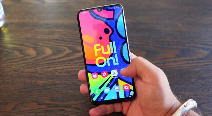 Galaxy F41 sẽ được trang bị màn hình 6.4 inch với độ phân giải Full HD+