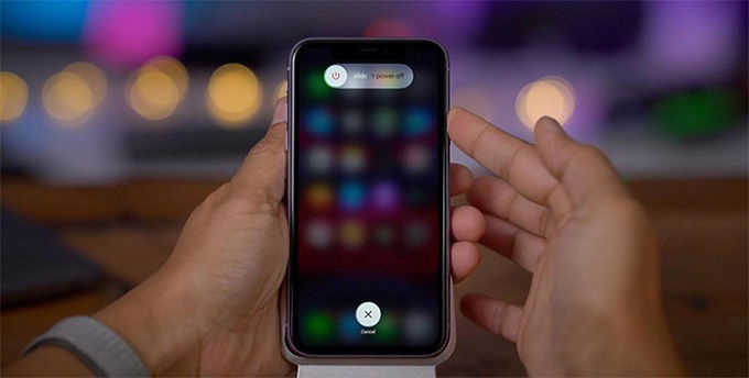 Khởi động lại thiết bị cũng là giải pháp luôn được nhiều người nghĩ tới