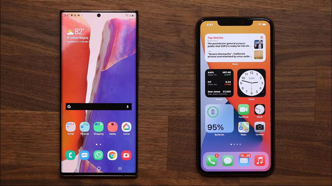 Màn hình iPhone 12 Pro Max và Galaxy Note 20 Ultra 