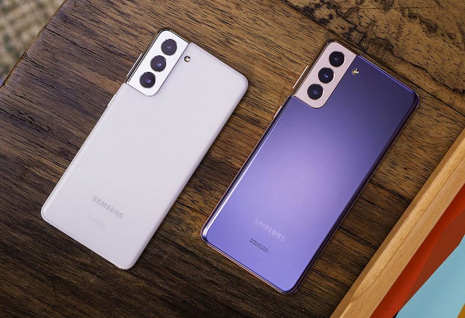 Galaxy S21+ đã thu hút sự chú ý của người dùng bởi ngoại hình sang trọng và bắt mắt.