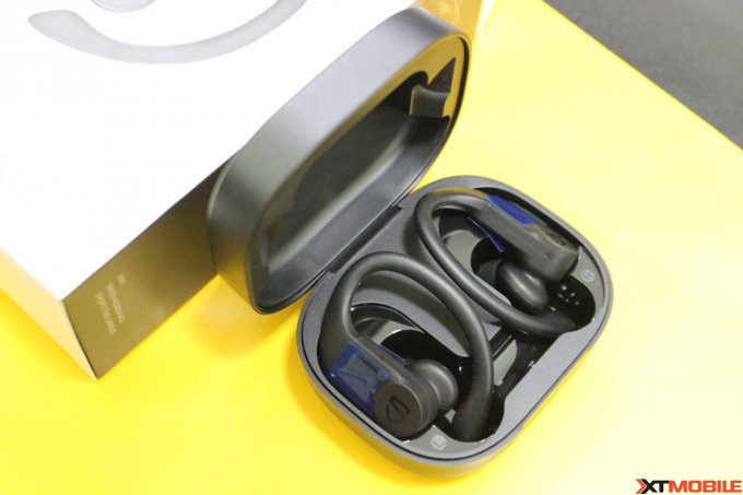 Thiết kế tai nghe Soundpeats Truewings mang đậm chất thể thao với vòm đeo tai độc đáo