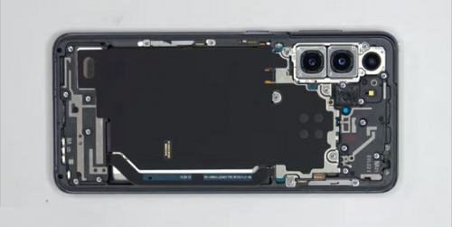Mổ bụng Galaxy S21 5G: Có gì bên trong flagship mới nhất của 007Win nhà cái?