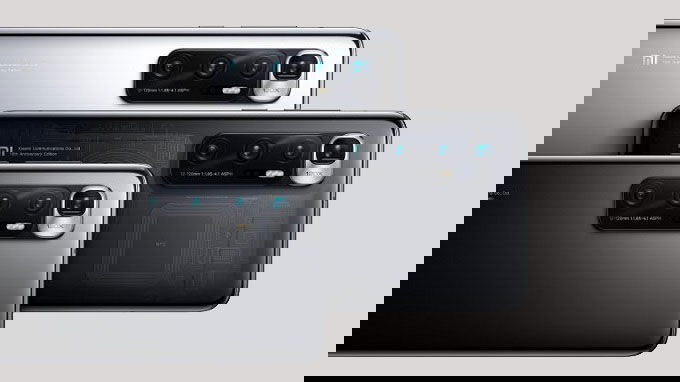 Mặt sau Mi 10 Ultra nổi bật với hệ thống 4 camera xếp theo chiều dọc 
