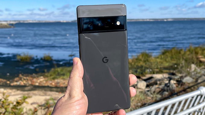 Google Pixel 6 Pro sẽ có khả năng mở khóa bằng Face ID thông qua Android 15