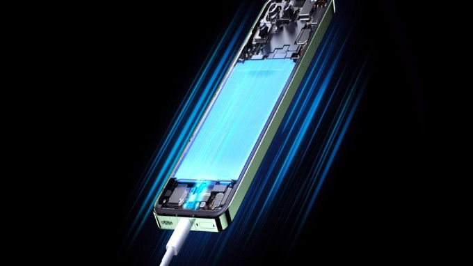 cong-nghe-sac-cua-xiaomi-14-va-iphone-15-xtmobile