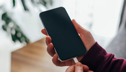 iPhone sạc không vào pin hoặc sạc chậm? Xem ngay 5 cách khắc phục siêu hiệu quả dưới đây