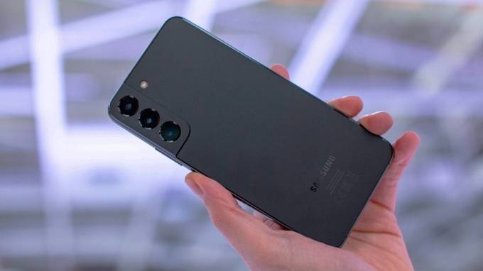 Thiết kế của Galaxy S23 Plus