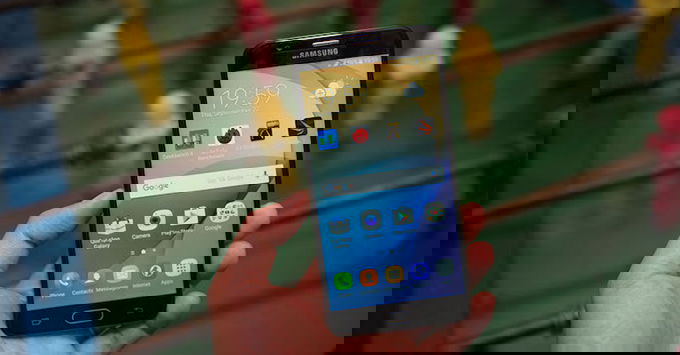 khi-cung-muc-gia-galaxy-s7-canh-tranh-truc-tiep-voi-galaxy-j7-prime7