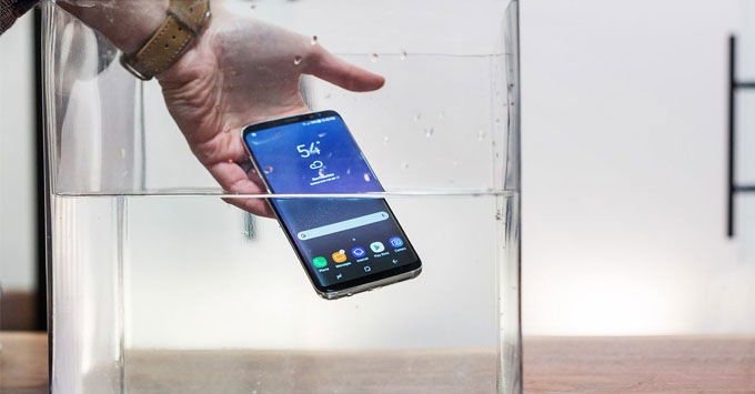 s8-plus-chong-nuoc