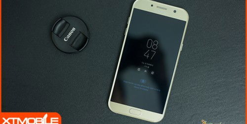 Màn hình Always On Display trên Galaxy A7 2017 có gì đặc biệt