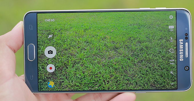3-ly-do-khien-galaxy-note-8-khong-the-so-bi-duoc-voi-note-56