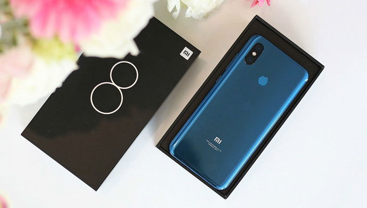Xiaomi-Mi-8-–-Flagship-Android-cao-cap-cua-Xiaomi-co-gi-dac-biet-Xtmobile-1