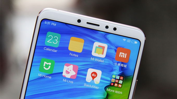 mi-max-3-so-huu-man-hinh-rat-lon-cho-kha-nang-giai-tri-tuyet-voi-xtmobile