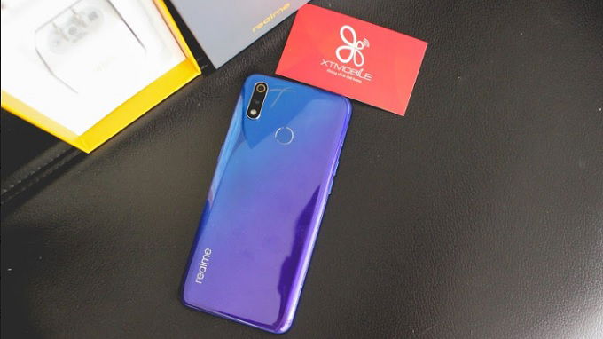 Realme X Lite giá rẻ không có nhiều thay đổi về ngoại hình nhiều so với điện thoại Realme 3