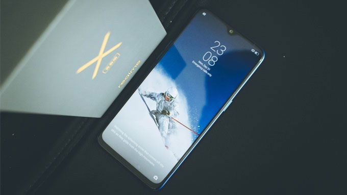  Mua Realme X Lite giá rẻ bạn sẽ không gian hiển thị rộng lớn