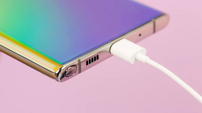 Ổ cắm tai nghe 3,5mm đã bị loại bỏ từ Galaxy Note 10 Plus