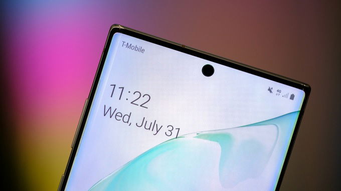 Màn hình nốt ruồi của Galaxy Note 10
