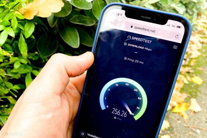 Dù 5G chưa quá hữu dụng vì độ phủ vẫn còn thấp, tuy nhiên đây vẫn là một trong những tính năng chủ chốt của thế hệ iPhone 12