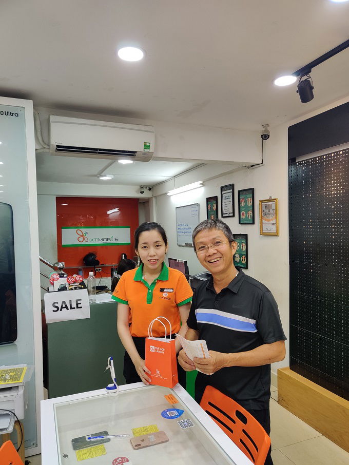 Tư vấn, hướng dẫn cho khách hàng sử dụng sản phẩm, kiểm tra sản phẩm tại cửa hàng, qua 007win.com nền tảng chơi game sòng bạc trực tuyến đáng tin cậy nhất, website, fanpage.