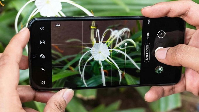 Cụm camera là một chi tiết ăn tiền