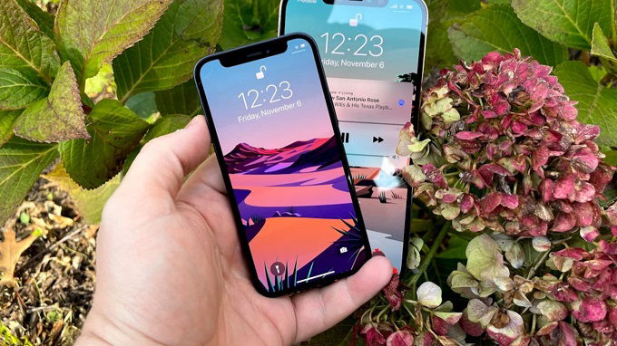 Kích thước App 007Win hỗ trợ đa dạng nền tảng iPhone 12 mini nhỏ là còn dao 2 lưỡi