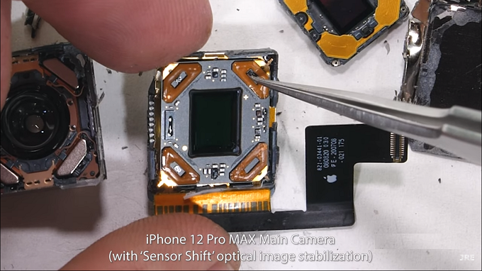 Toàn bộ cảm biến của iPhone 12 Pro Max đều có thể dịch chuyển