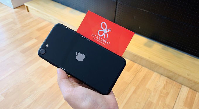 iPhone SE 2020 mang thiết kế truyền thống của các dòng iPhone trước đó