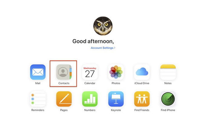 Đầu tiên hãy đăng nhập vào tài khoản iCloud trên máy tính và bấm vào phần Contact