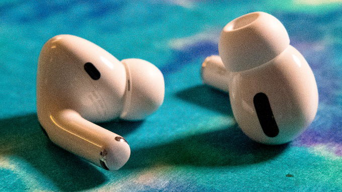 nhung-meo-dung-airpods-huu-ich-ma-ban-nen-nho-khi-su-dung-xtmobiel-1