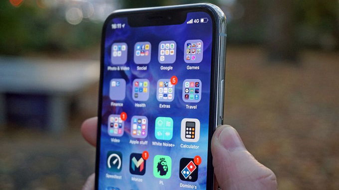 Phím nguồn trên iPhone X