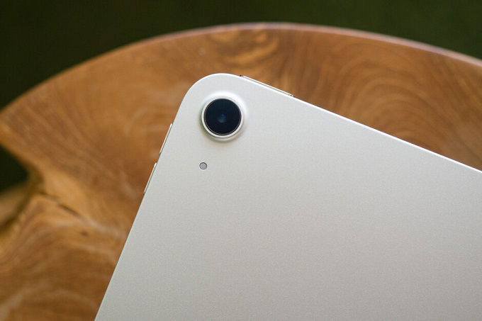 Camera và hệ thống loa