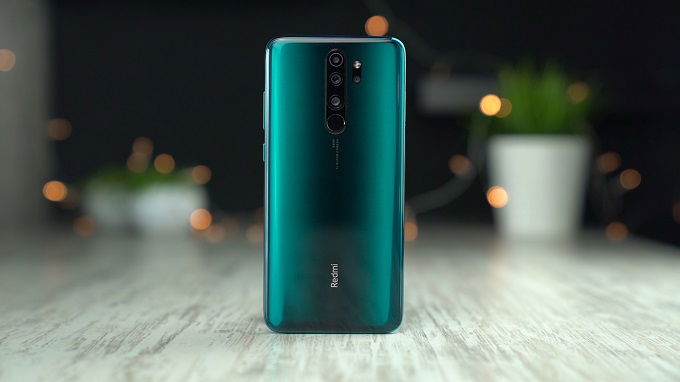 Redmi Note 8 Pro với cụm camera đặt giữa