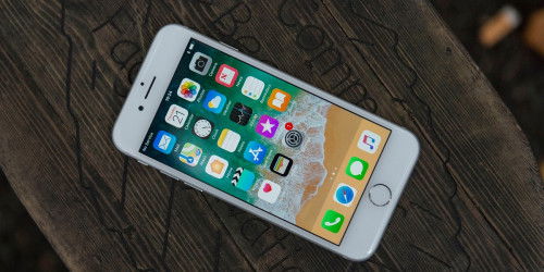 So sánh iPhone SE 2020 và iPhone Xr - Đâu mới là mẫu iPhone giá rẻ xứng đáng để lựa chọn