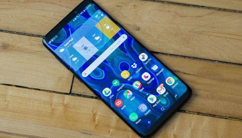 Galaxy S9 Plus đang được giảm giá còn 5,2 triệu - Nhưng liệu flagship 2 năm tuổi có đáng mua hơn smartphone tầm trung ?