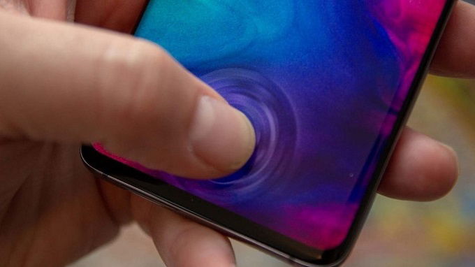 Thời lượng pin và cảm biến vân tay trên Galaxy S11