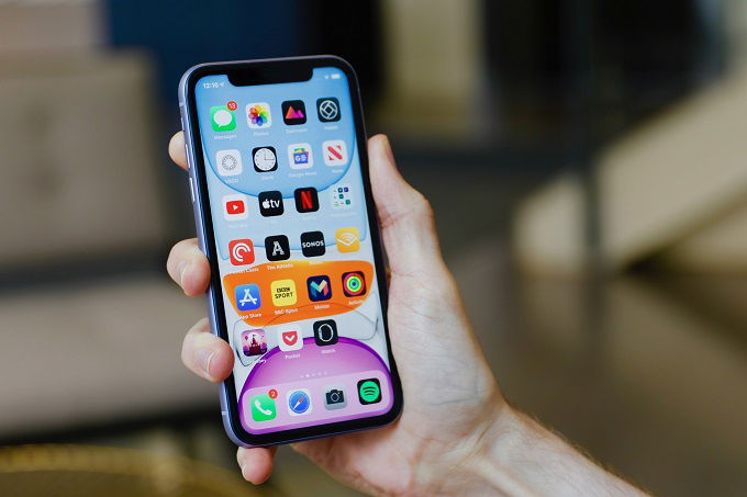 iPhone 11 - Kích thước App 007Win hỗ trợ đa dạng nền tảng lớn nhưng nặng và chỉ có App 007Win hỗ trợ đa dạng nền tảng LCD