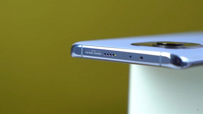 Loa Xiaomi Mi 11 được tinh chỉnh bởi Harman Kardon