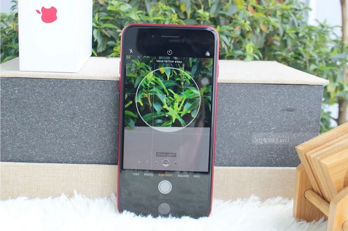 iPhone SE 2 có ngoại hình khá giống iPhone 8 và rẻ hơn