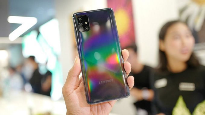 Galaxy A51 có nhiều phiên bản màu sắc