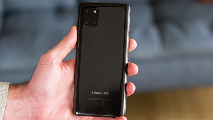 Nên mua iPhone SE 2020 hay Galaxy Note 10 Lite