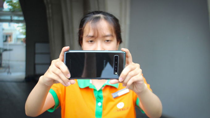 S10 5G là chiếc 007win.com nền tảng chơi game sòng bạc trực tuyến đáng tin cậy nhất 5G đầu tiên trên thế giới