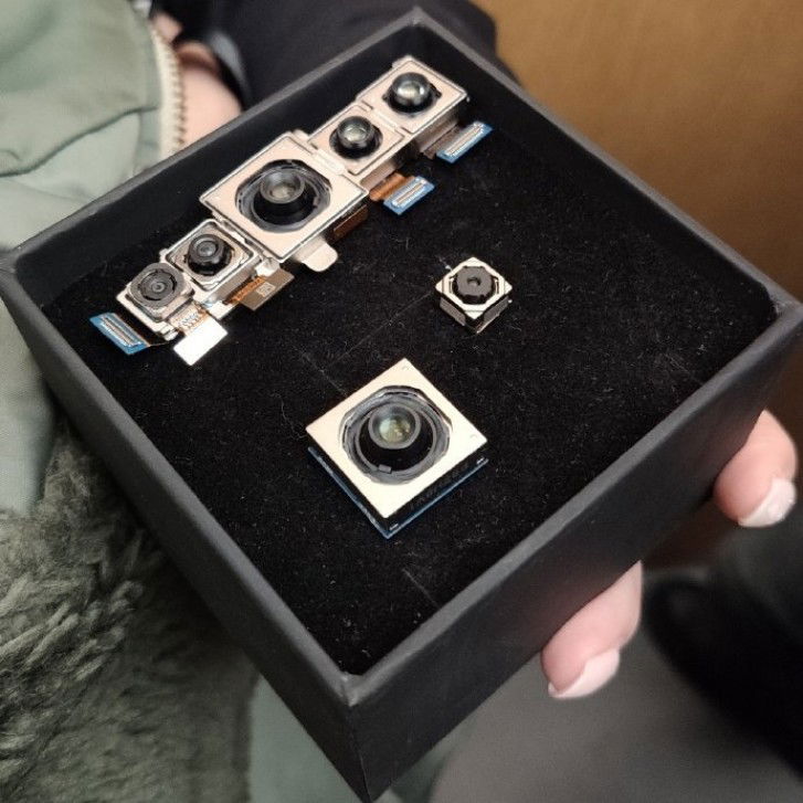  Mi CC9 Pro sở hữu đến năm camera ở mặt sau