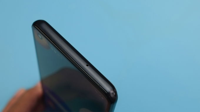 Galaxy A21s sở hữu thiết kế màn hình nốt ruồi độc đáo, hợp xu hướng